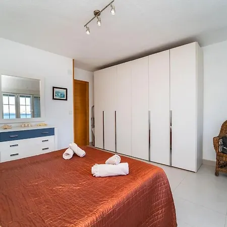 Seaview Bliss - Playa Flamenca Beachfront