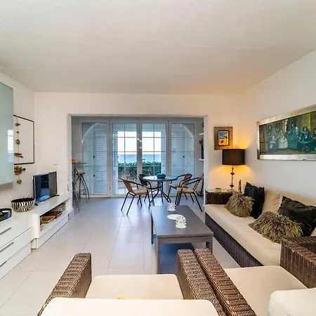 Seaview Bliss - Playa Flamenca Beachfront