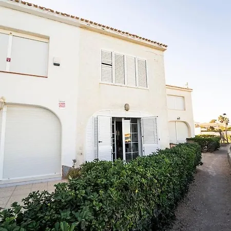 Seaview Bliss - Playa Flamenca Beachfront Holiday home *