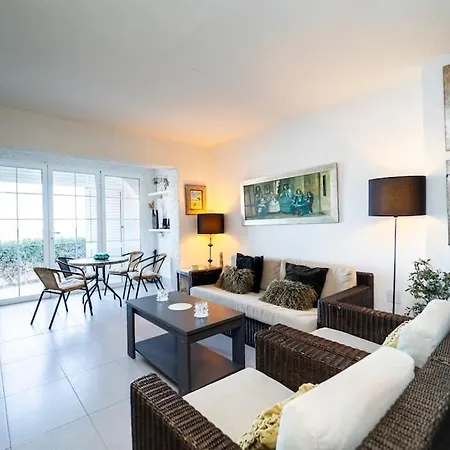 Seaview Bliss - Playa Flamenca Beachfront