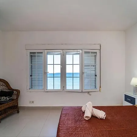 Seaview Bliss - Playa Flamenca Beachfront Orihuela